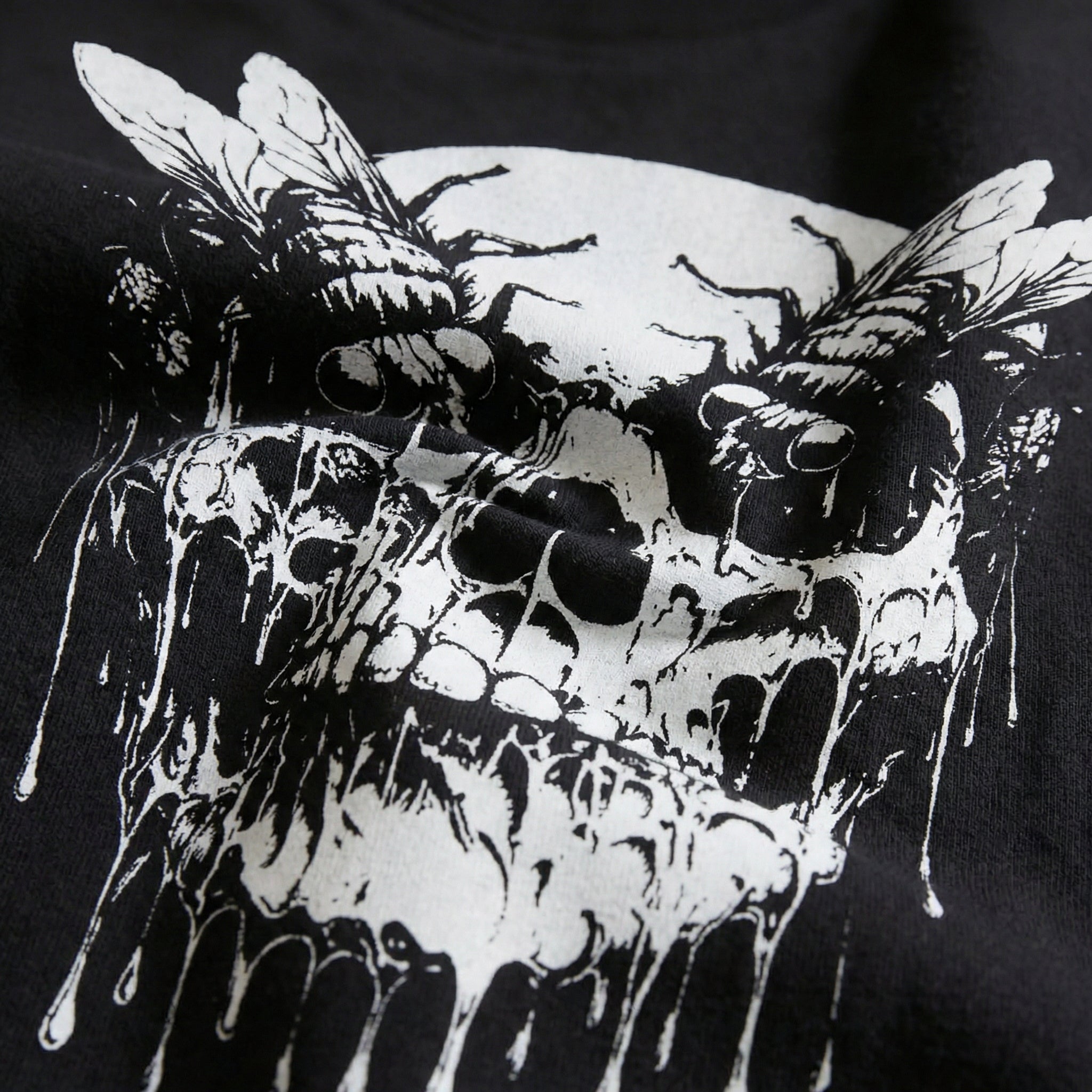 feather wings Decay skull T-Shirt 100% Organic Heavyweight Cotton fabric close up